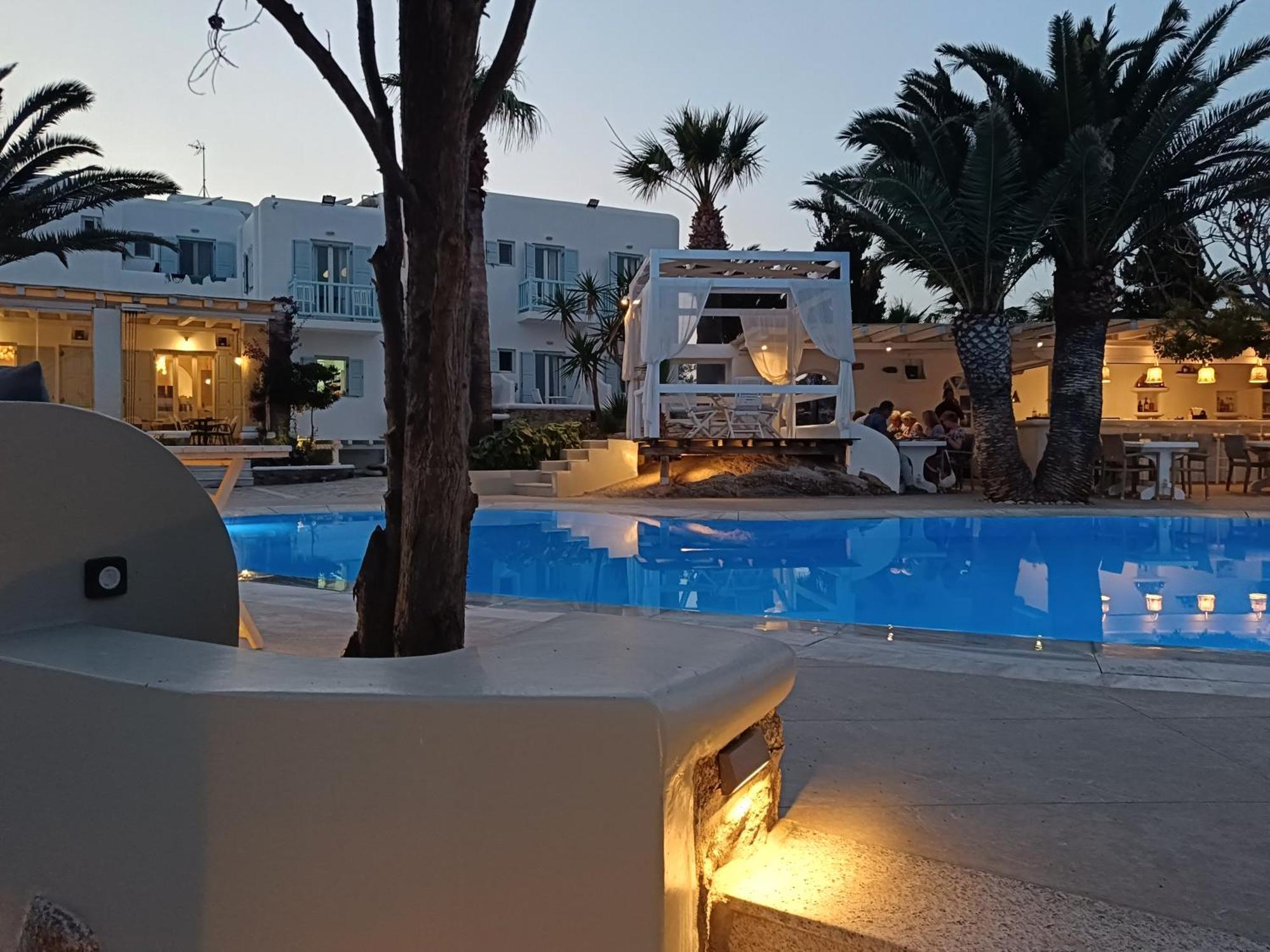Zephyros Aparthotel Paraga  Luaran gambar